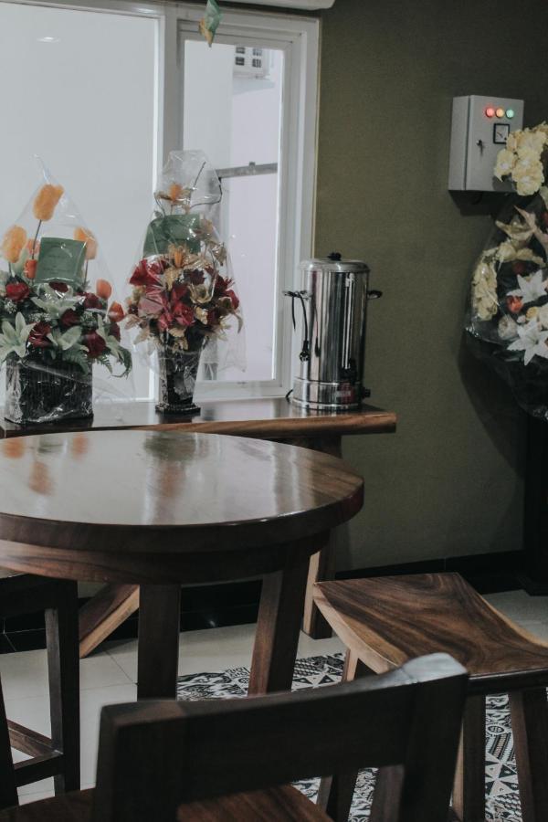 Granada Inn Palu Luaran gambar