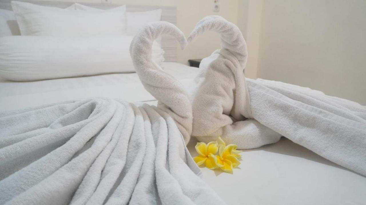 Granada Inn Palu Luaran gambar